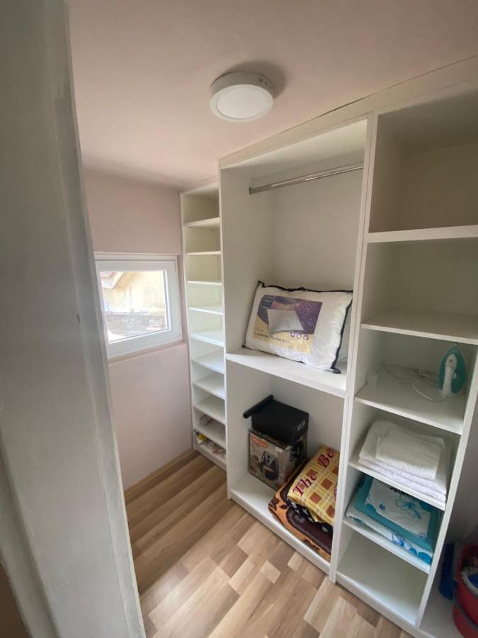 Apartman Niksic Lägenhet Exteriör bild